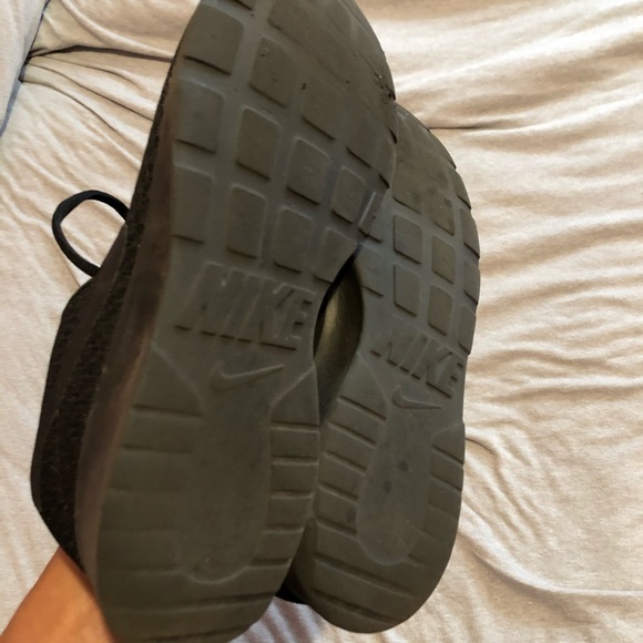 Nike running sneakers - Picture 3 of 4